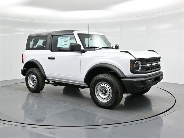 new 2025 Ford Bronco car, priced at $40,385