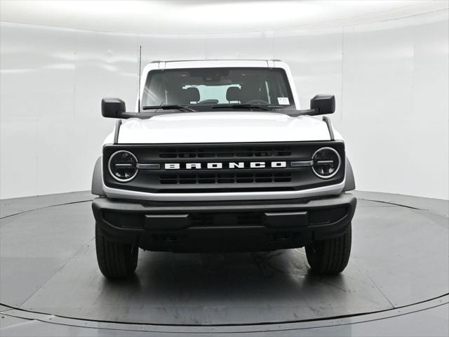 new 2025 Ford Bronco car, priced at $40,385
