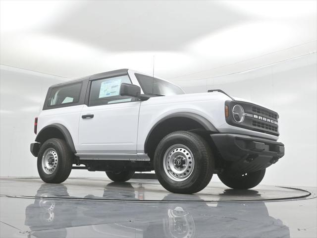 new 2025 Ford Bronco car, priced at $40,385