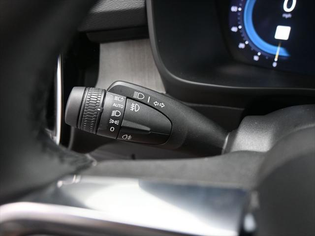 used 2025 Volvo XC40 car, priced at $37,000