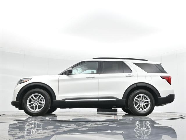 new 2025 Ford Explorer car, priced at $45,605