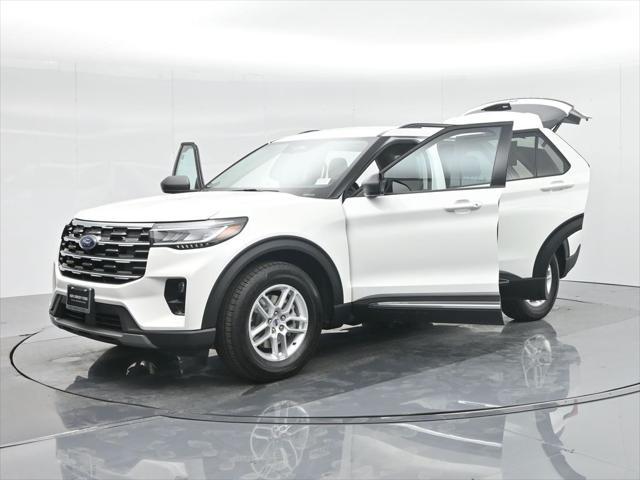 new 2025 Ford Explorer car, priced at $45,605