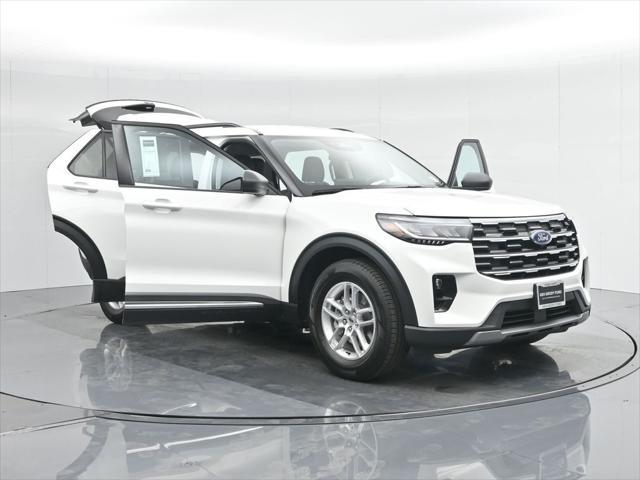 new 2025 Ford Explorer car, priced at $45,605