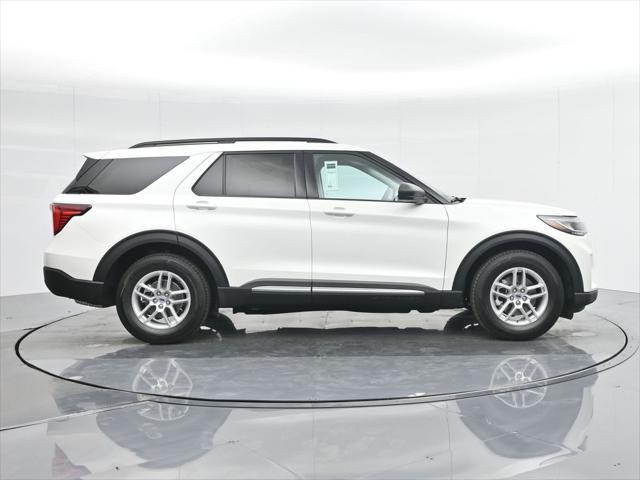 new 2025 Ford Explorer car, priced at $45,605