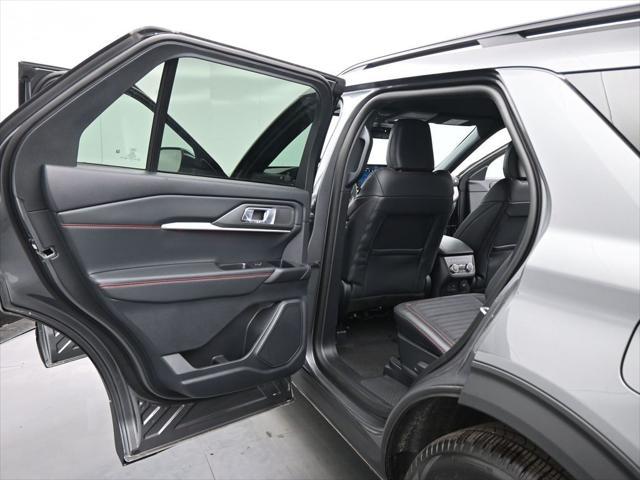 new 2025 Ford Explorer car, priced at $45,246