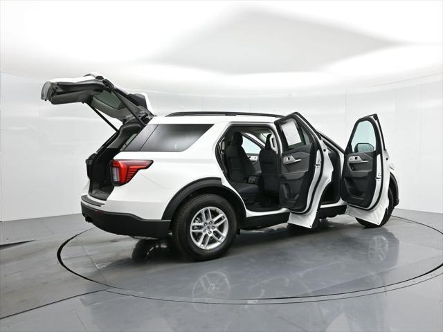 new 2025 Ford Explorer car, priced at $40,645