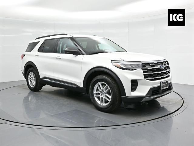 new 2025 Ford Explorer car, priced at $40,645