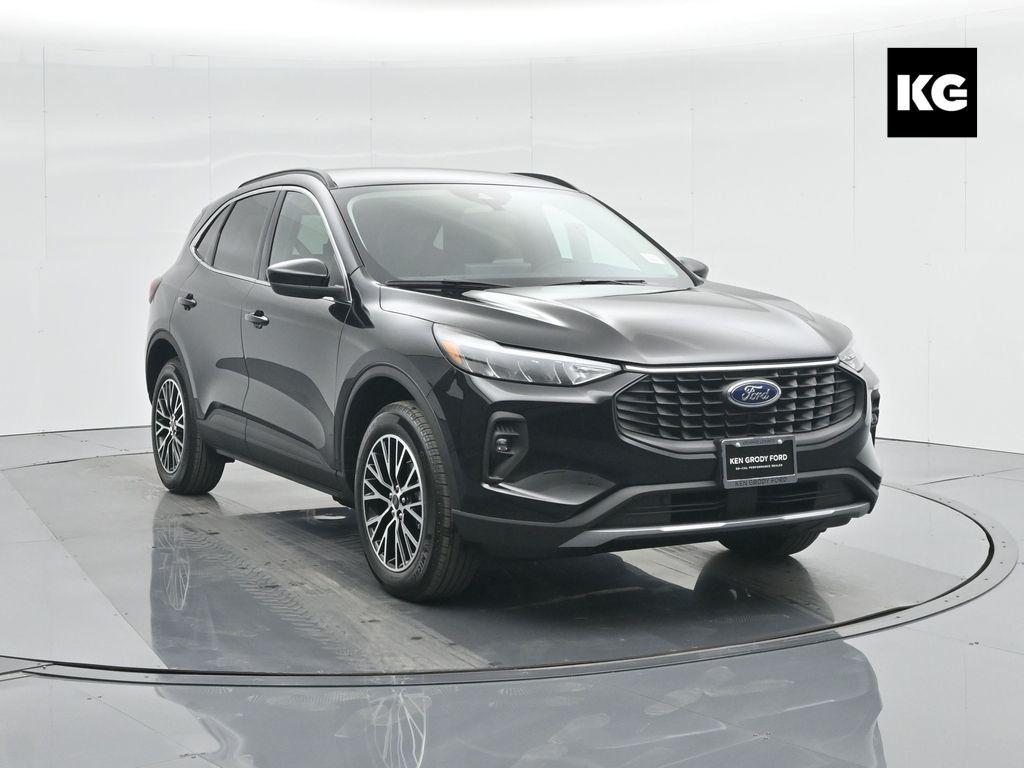 new 2025 Ford Escape PHEV car, priced at $32,030