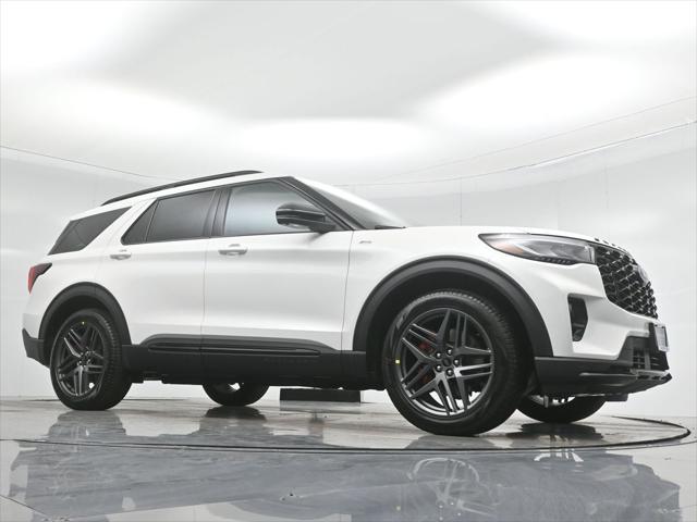 new 2025 Ford Explorer car, priced at $47,484