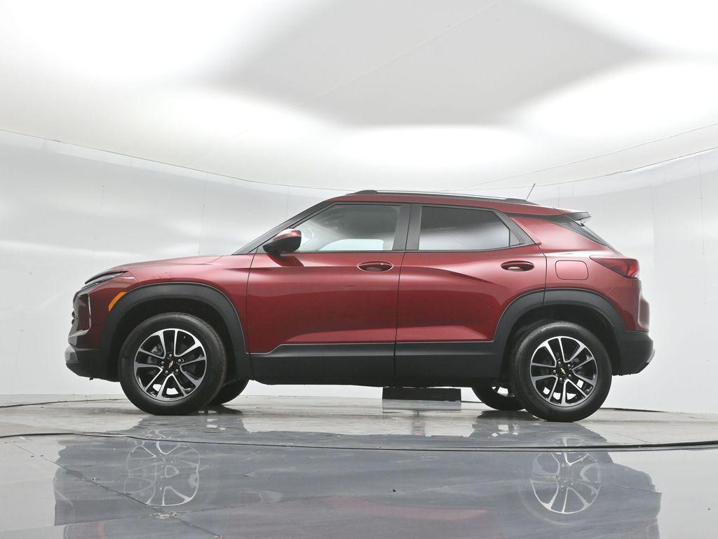 used 2025 Chevrolet TrailBlazer car, priced at $22,000