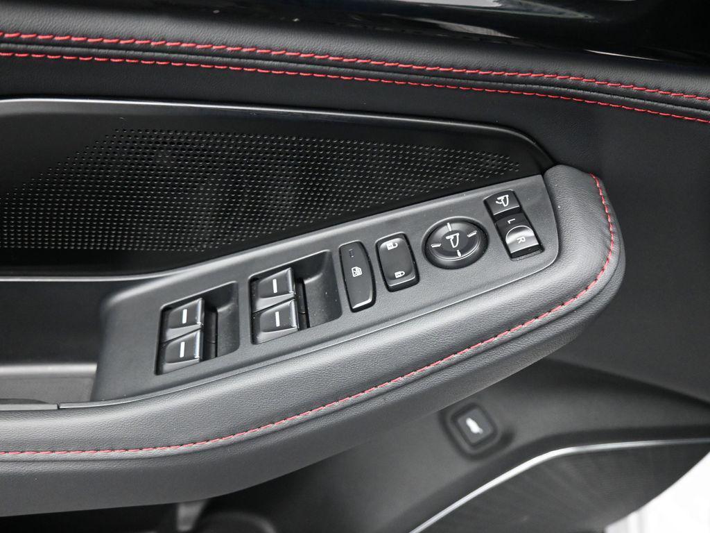 used 2025 Acura MDX car, priced at $67,500