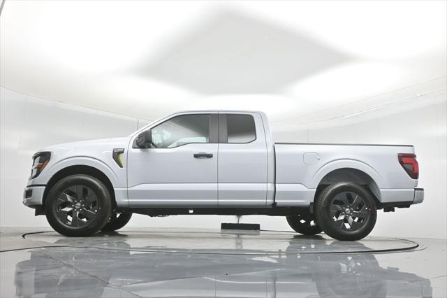 new 2025 Ford F-150 car, priced at $44,295