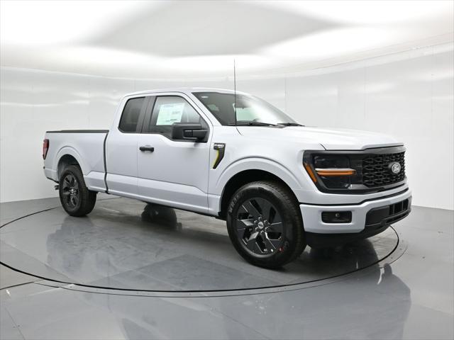new 2025 Ford F-150 car, priced at $44,295