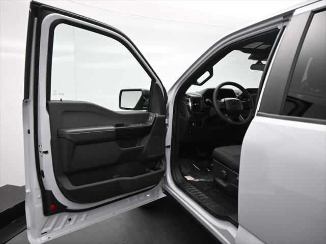 new 2025 Ford F-150 car, priced at $44,295