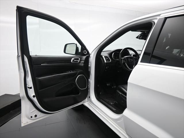 used 2016 Jeep Grand Cherokee car, priced at $14,891