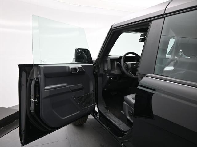 new 2025 Ford Bronco car, priced at $42,080