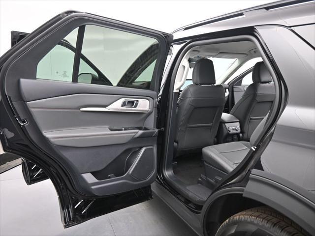 new 2025 Ford Explorer car, priced at $46,930