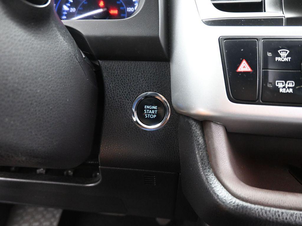 used 2014 Toyota Highlander car, priced at $14,000