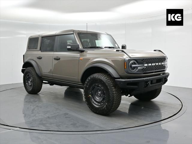 new 2025 Ford Bronco car, priced at $61,756
