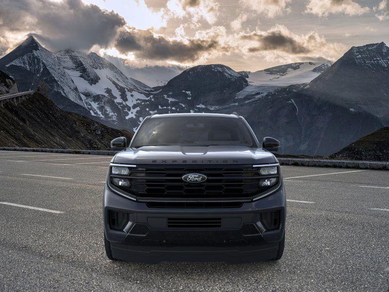 new 2025 Ford Expedition car, priced at $81,570