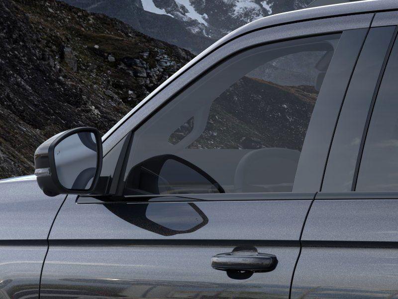 new 2025 Ford Expedition car, priced at $81,570