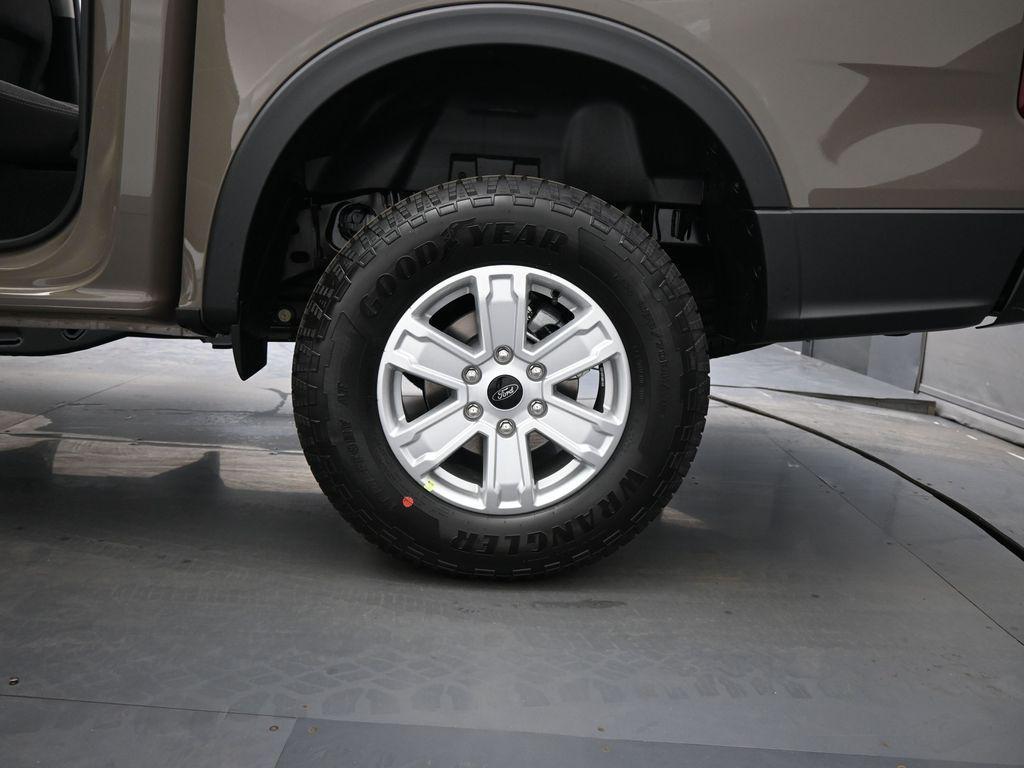new 2025 Ford Ranger car, priced at $33,585