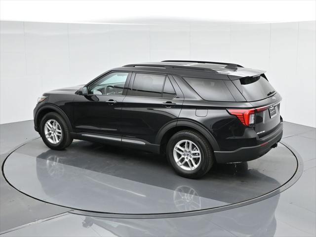new 2025 Ford Explorer car, priced at $40,645