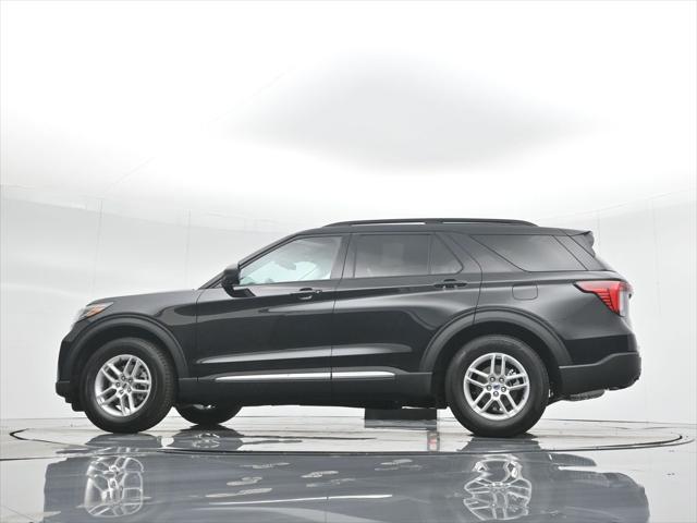 new 2025 Ford Explorer car, priced at $40,645