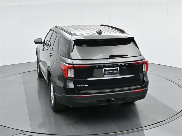 new 2025 Ford Explorer car, priced at $40,645
