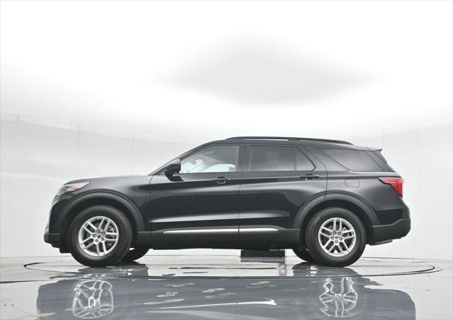 new 2025 Ford Explorer car, priced at $40,645