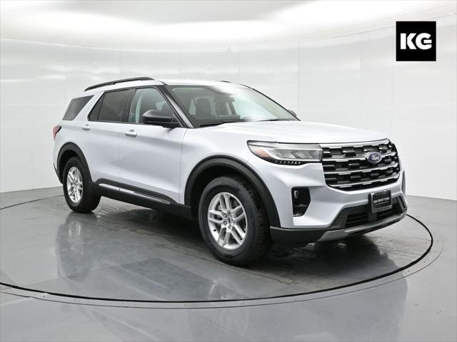new 2025 Ford Explorer car, priced at $41,957
