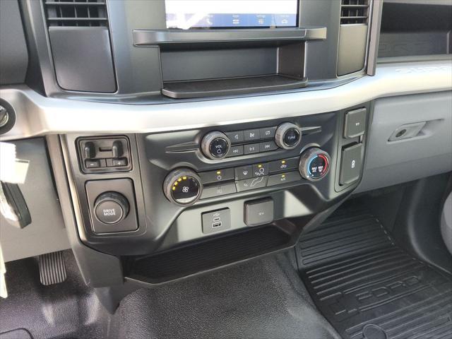 new 2024 Ford F-450 car, priced at $77,922