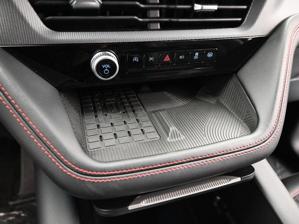new 2025 Ford Explorer car, priced at $48,695