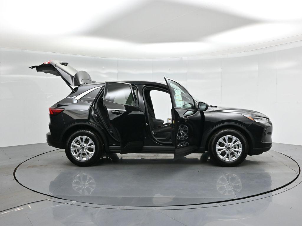 used 2023 Ford Escape car, priced at $21,500
