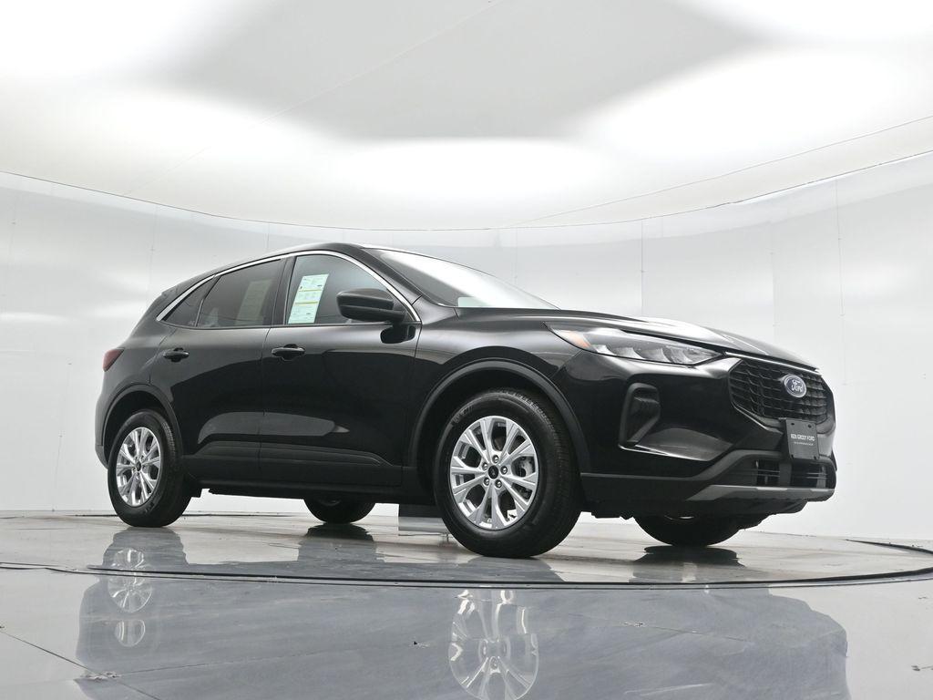 used 2023 Ford Escape car, priced at $21,500