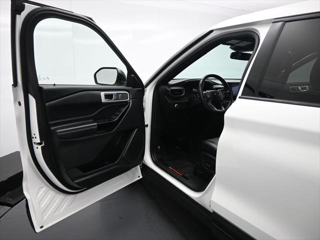 used 2022 Ford Explorer car, priced at $40,000