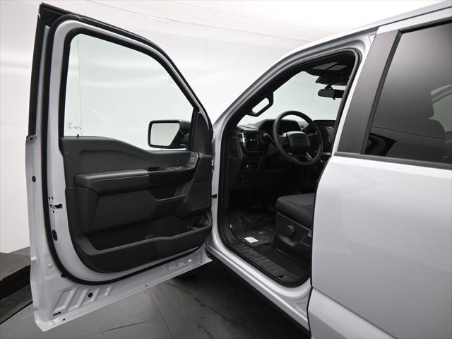 new 2025 Ford F-150 car, priced at $43,182