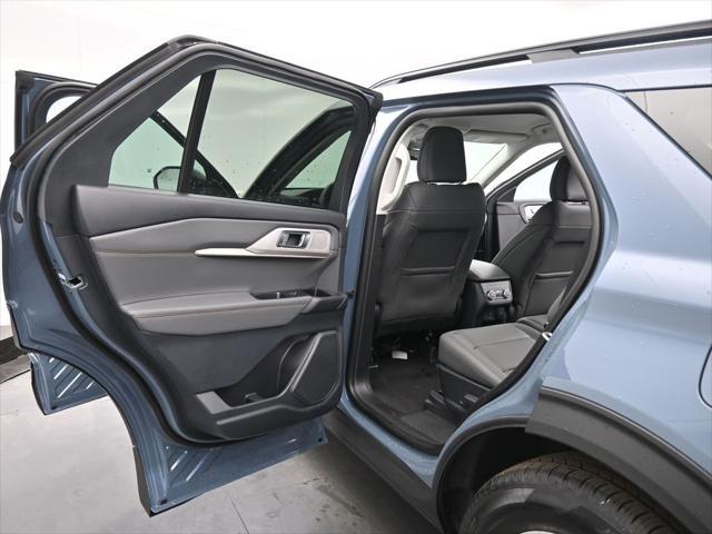 new 2025 Ford Explorer car, priced at $42,401