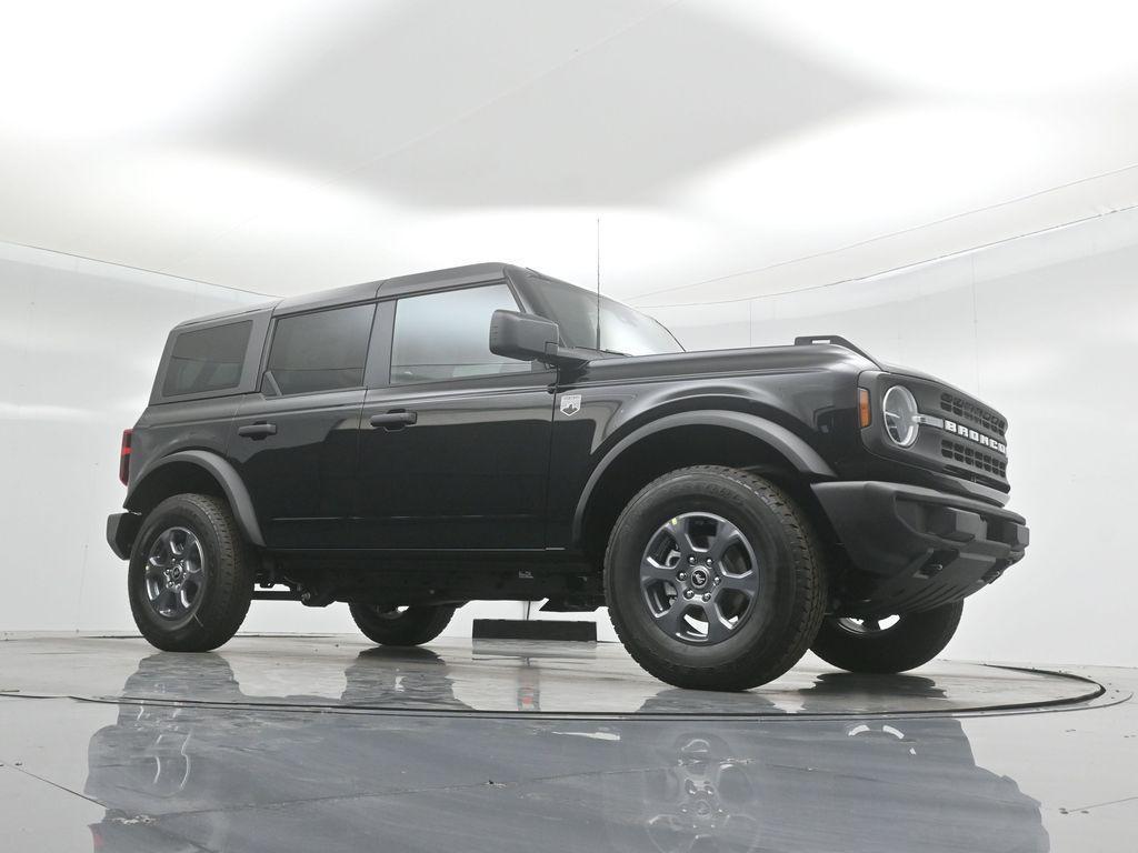 new 2025 Ford Bronco car, priced at $46,245