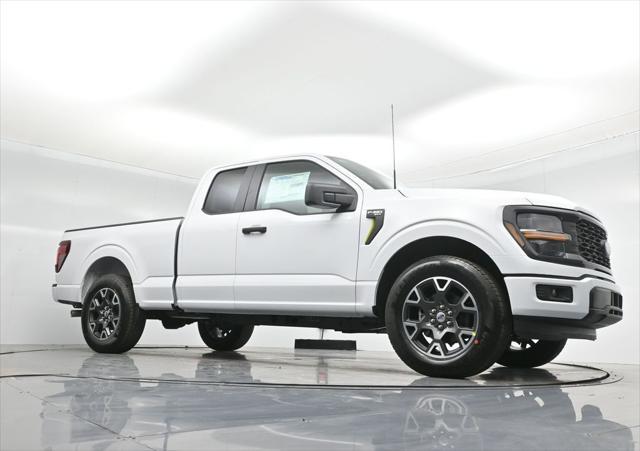 new 2025 Ford F-150 car, priced at $44,495