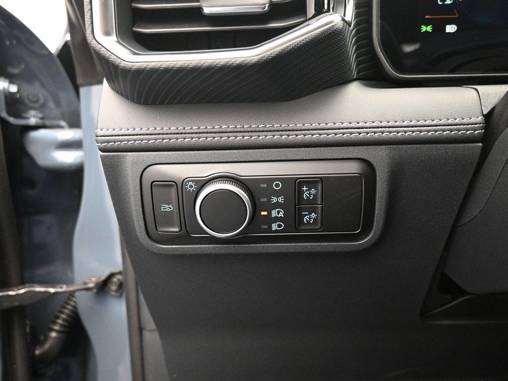 new 2025 Ford Mustang car