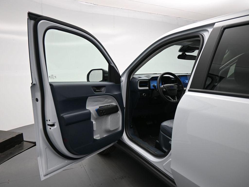 new 2025 Ford Maverick car, priced at $32,565