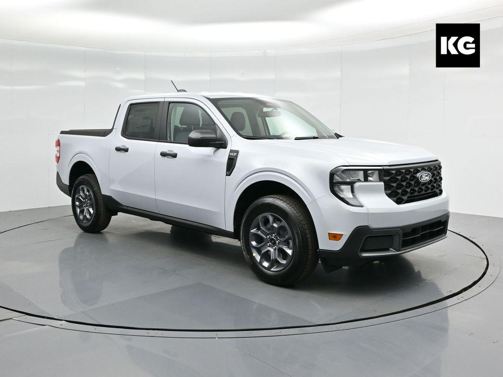 new 2025 Ford Maverick car, priced at $32,565