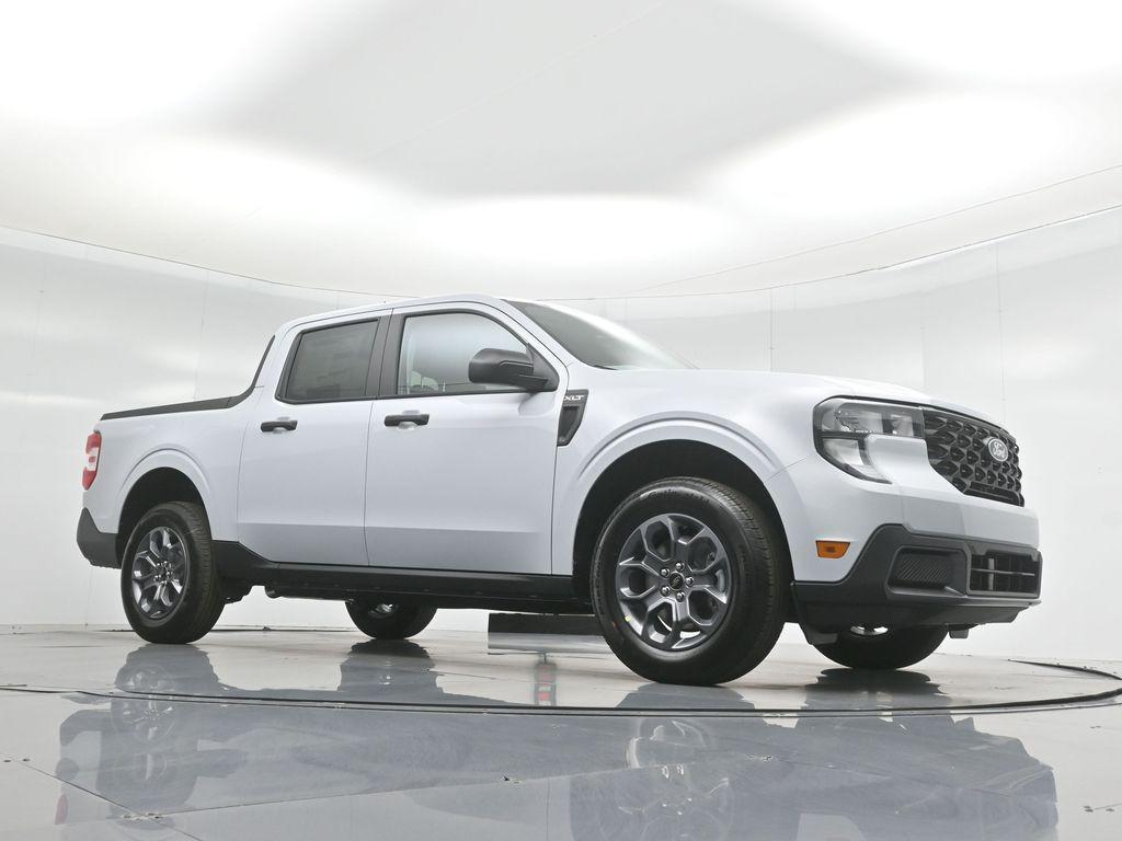 new 2025 Ford Maverick car, priced at $32,565