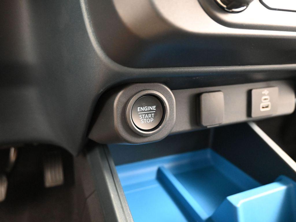 new 2025 Ford Maverick car, priced at $32,565