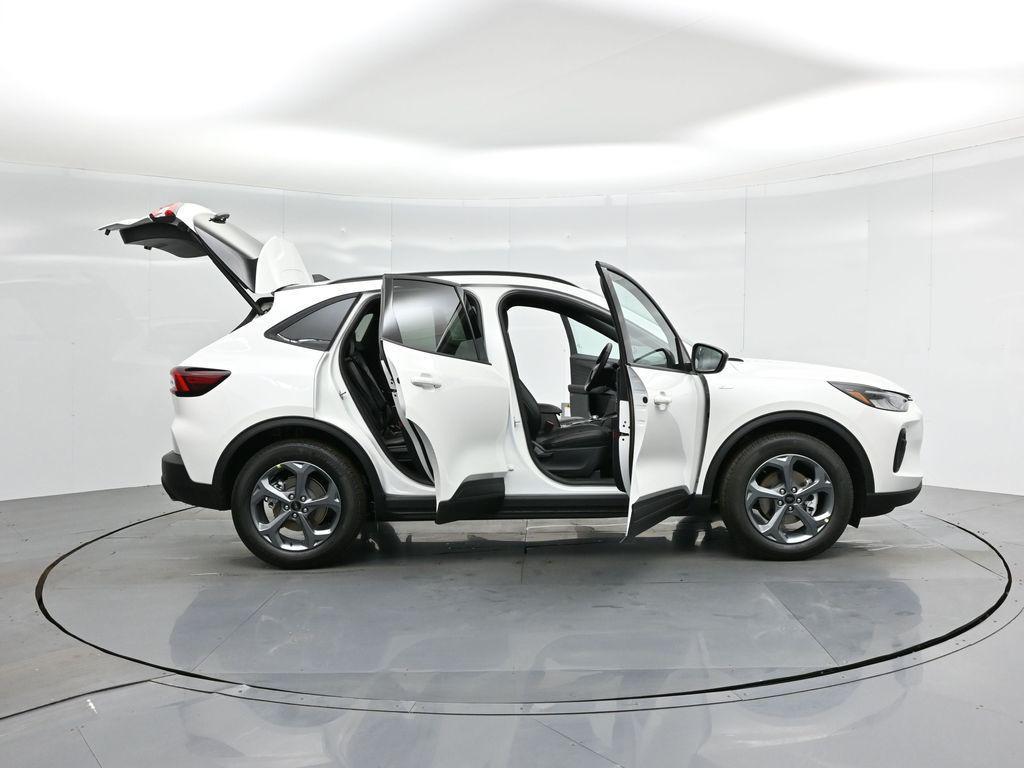 new 2025 Ford Escape car, priced at $31,320
