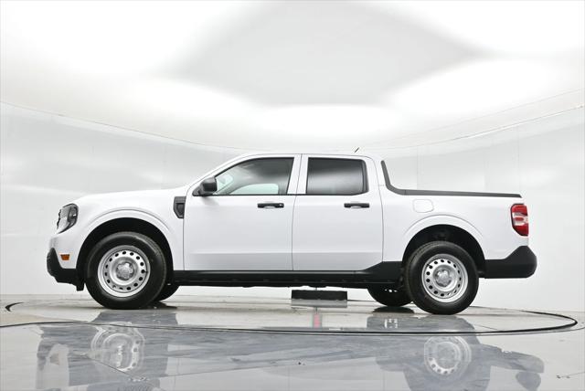 new 2025 Ford Maverick car, priced at $29,940