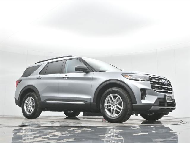 new 2025 Ford Explorer car, priced at $44,710