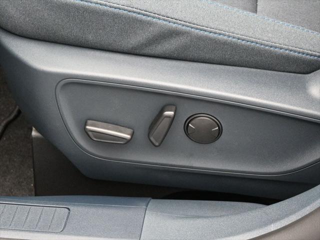 new 2025 Ford Maverick car, priced at $30,490