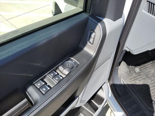 new 2024 Ford F-250 car, priced at $58,138